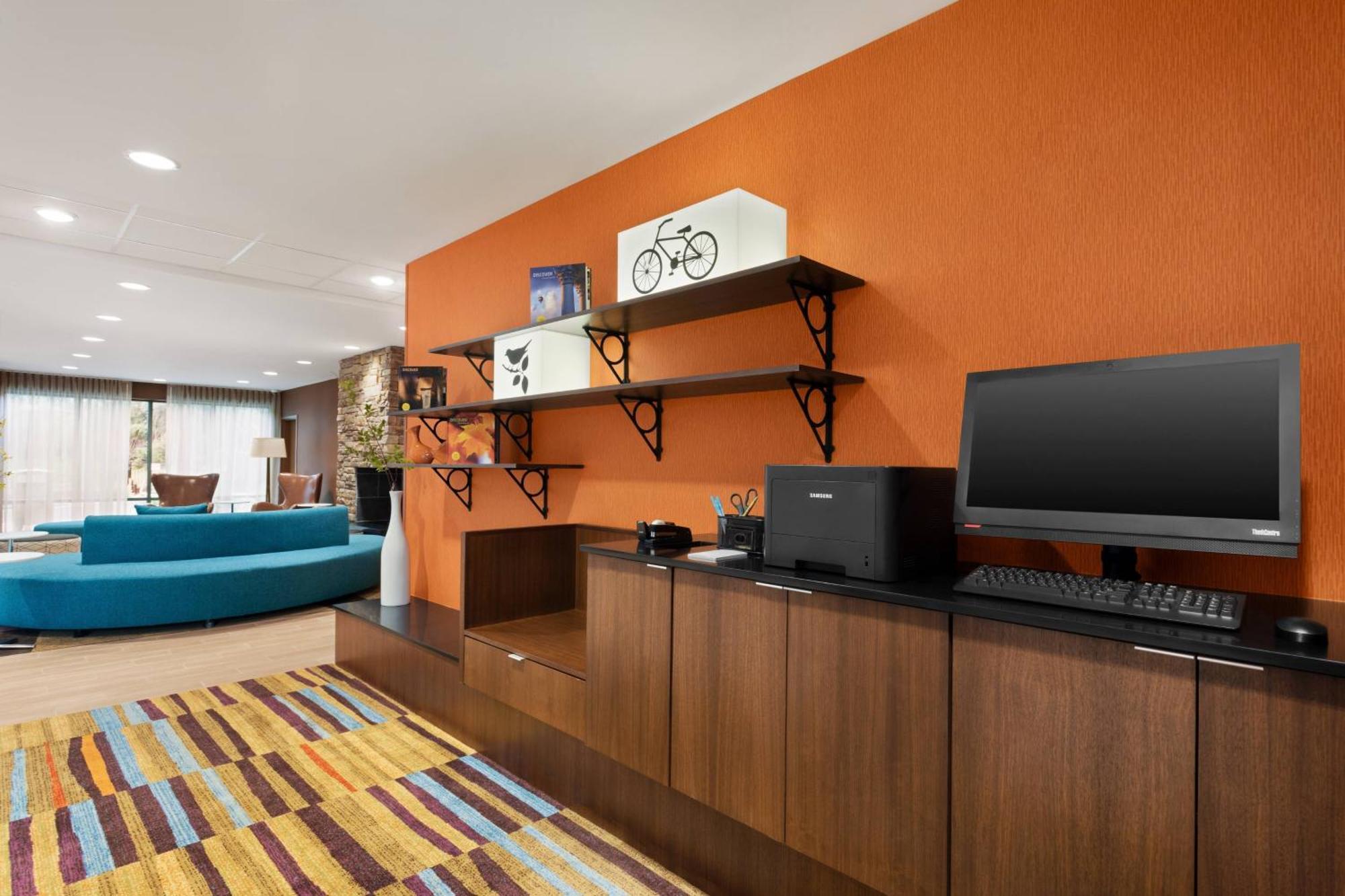 Fairfield Inn & Suites By Marriott Charlottesville Downtown/University Area Екстер'єр фото